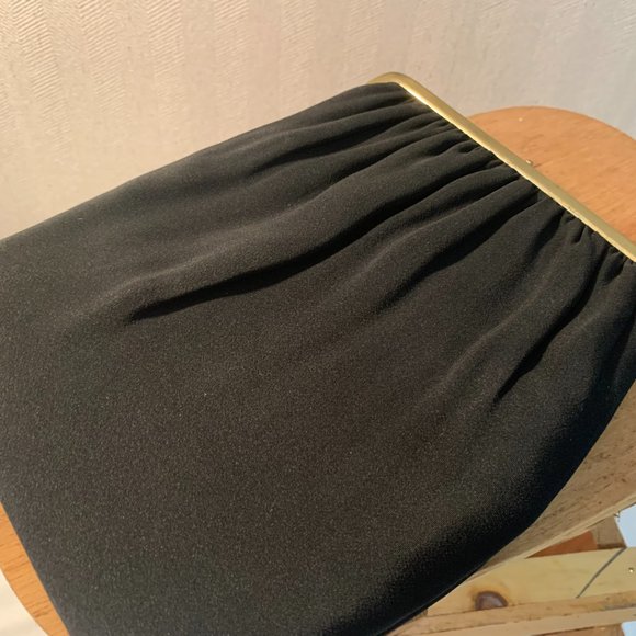 Vintage Henry Levine Black Evening Bag With Attached Coin Purse - Picture 3 of 13